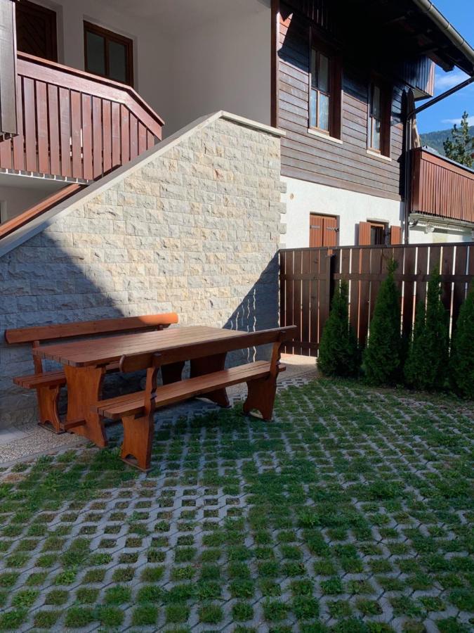 Pritlicni Apartma Hribovc Z Atrijem Kranjska Gora Dış mekan fotoğraf