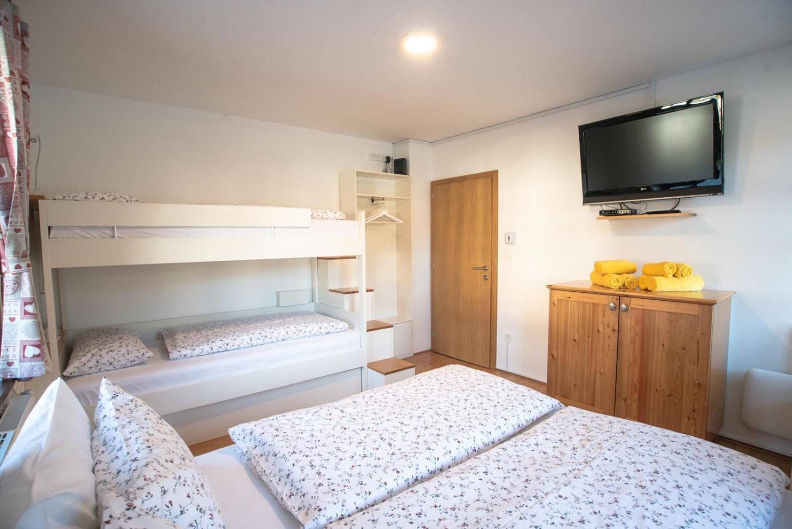 Pritlicni Apartma Hribovc Z Atrijem Kranjska Gora Dış mekan fotoğraf
